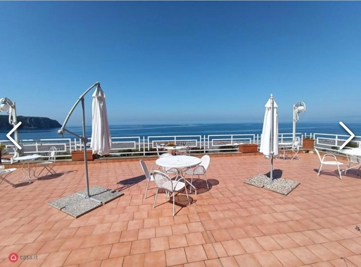 Appartamento Nel Fabbricato Denominato Il Castello Praia a Mare Ngoại thất bức ảnh