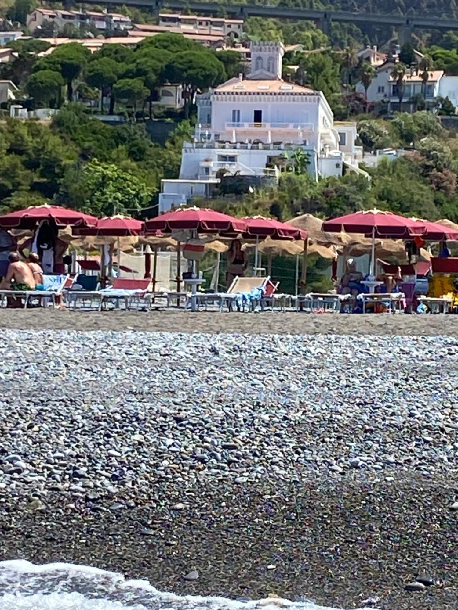 Appartamento Nel Fabbricato Denominato Il Castello Praia a Mare Ngoại thất bức ảnh